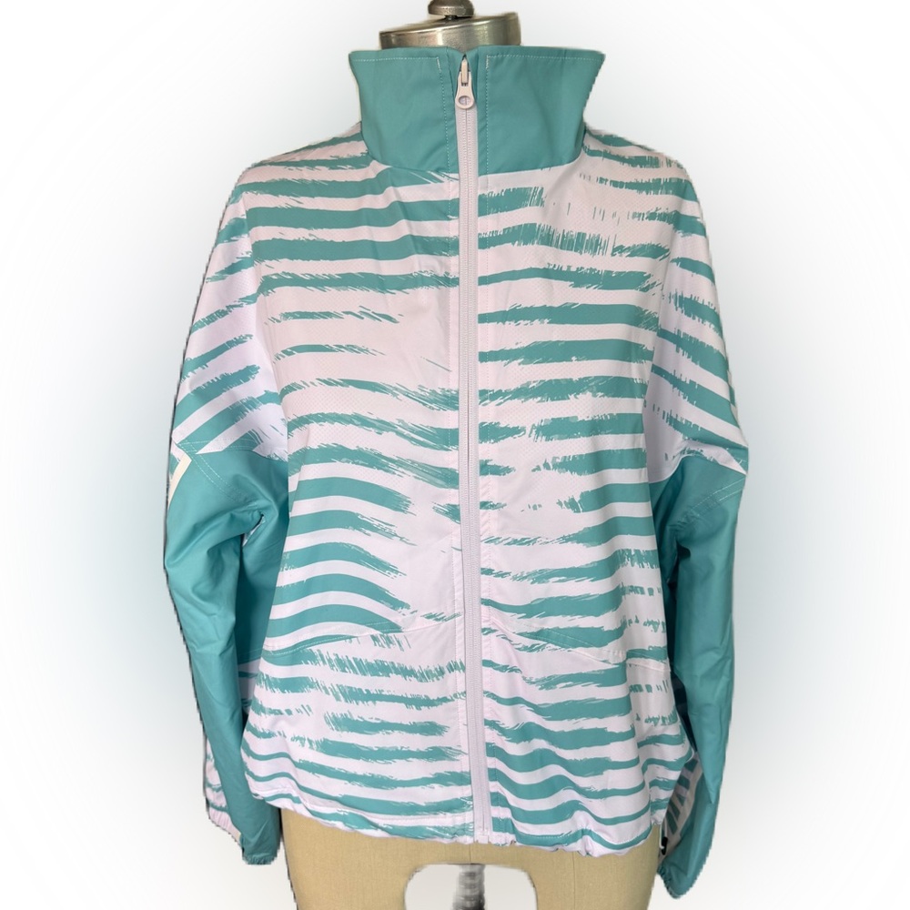 BNWT Sunday Swagger Women’s Cropped Jacket Switchback Waves with Pockets. Medium